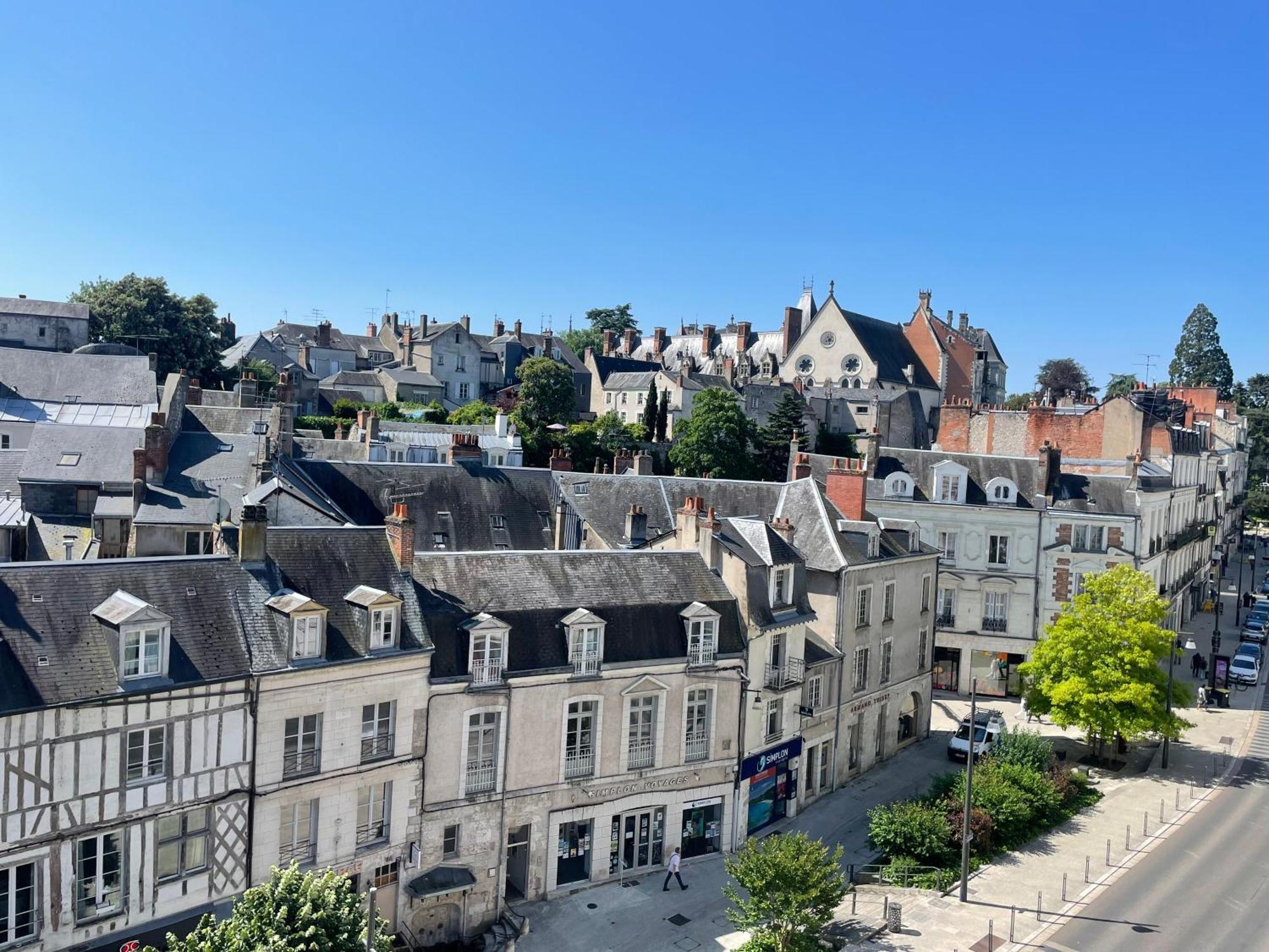 Spacieux Appartement A Blois Avec Wifi Gratuit Exterior photo